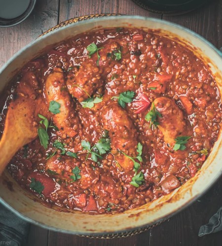Spicy sausage and lentil casserole